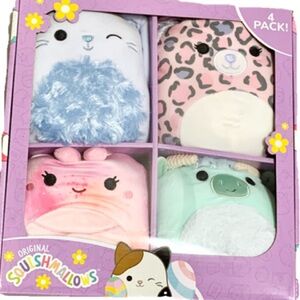 SQUISHMALLOWS 4 Pack NEW - Dallas Iver Eileen Bastian